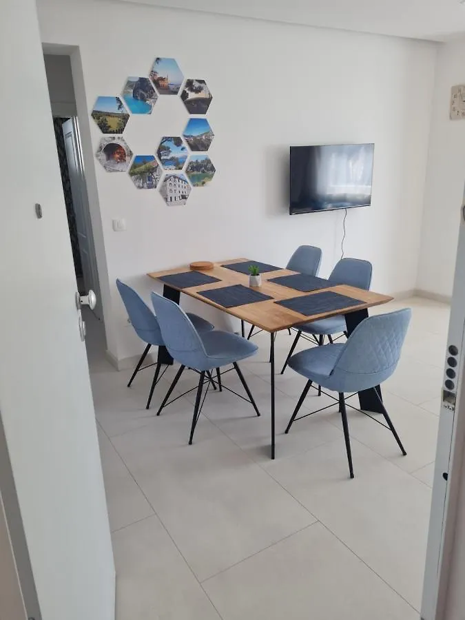 Holiday Apartment Marijana Kastela Croatia