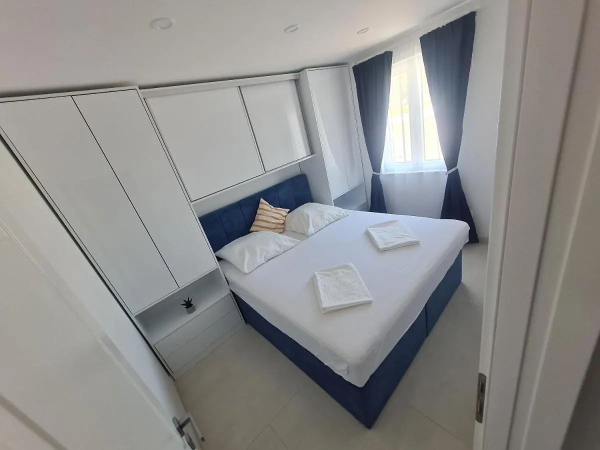 Holiday Apartment Marijana Kastela Croatia