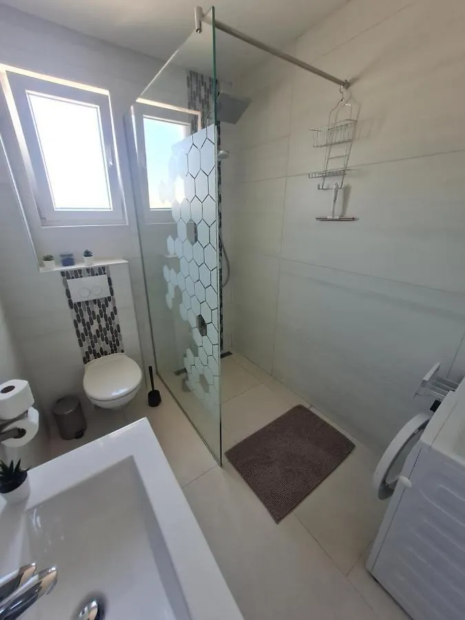Holiday Apartment Marijana Kastela