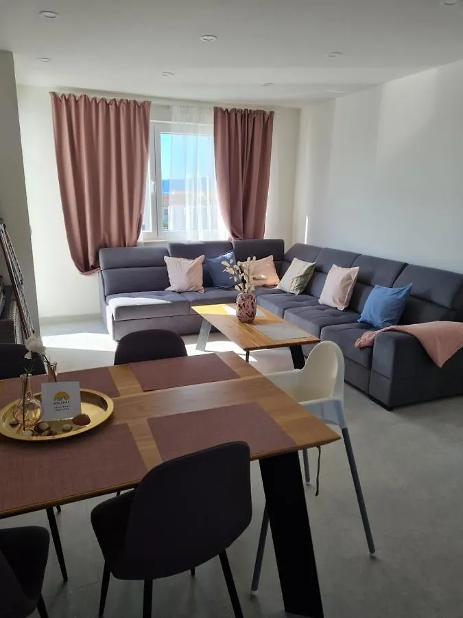 Holiday Apartment Marijana Kastela Croatia