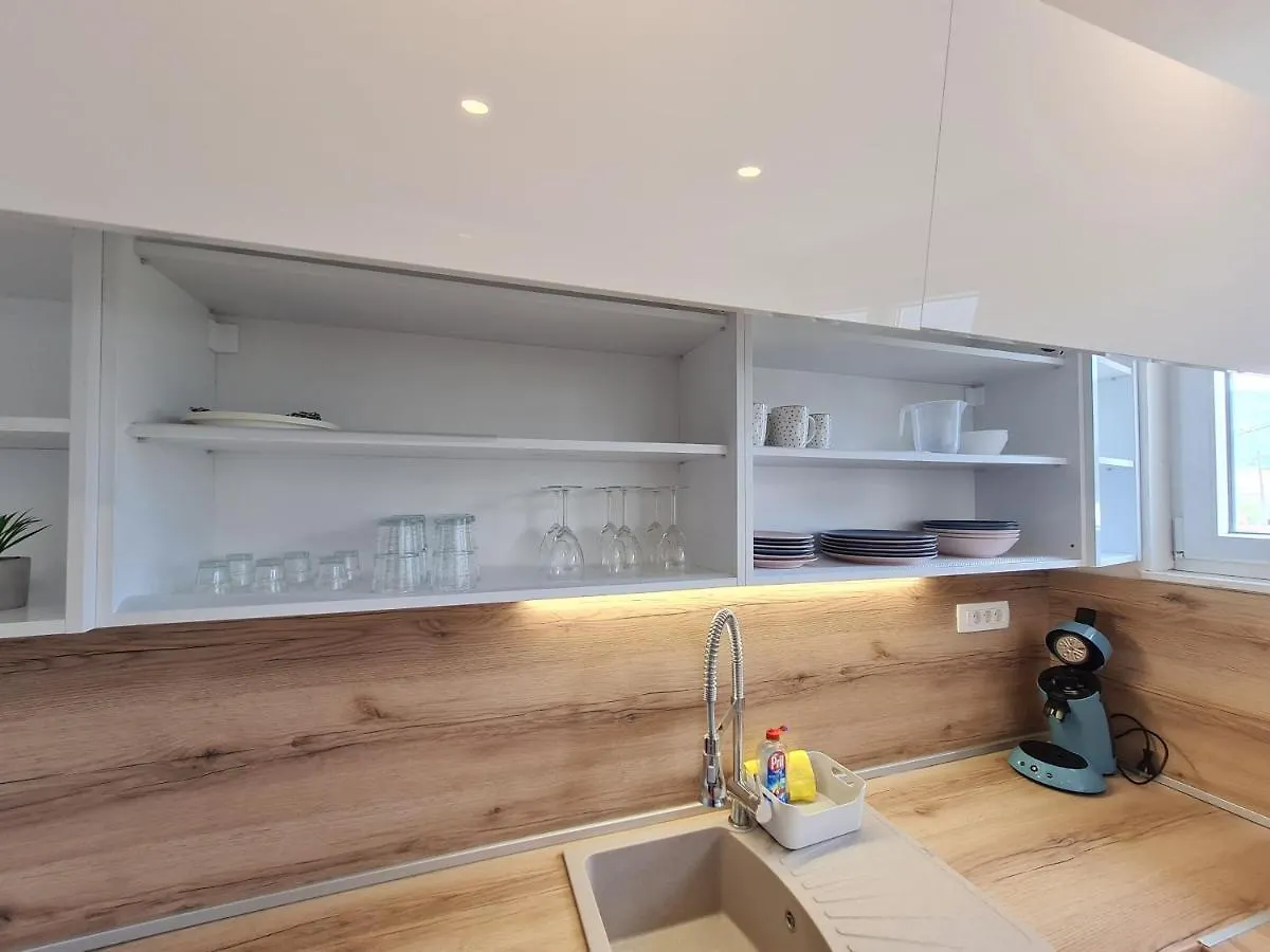 Holiday Apartment Marijana Kastela